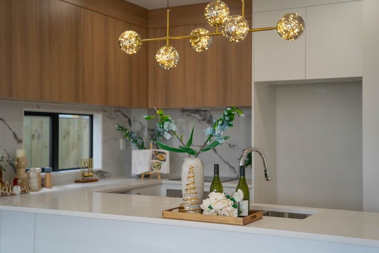 Photo of property in 12 Kapeta Lane, Karaka, 2113