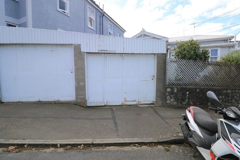 Photo of property in 4/14 Arlington Street, Mount Cook, Wellington, 6011