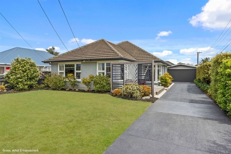 Photo of property in 52 Vivian Street, Burwood, Christchurch, 8083