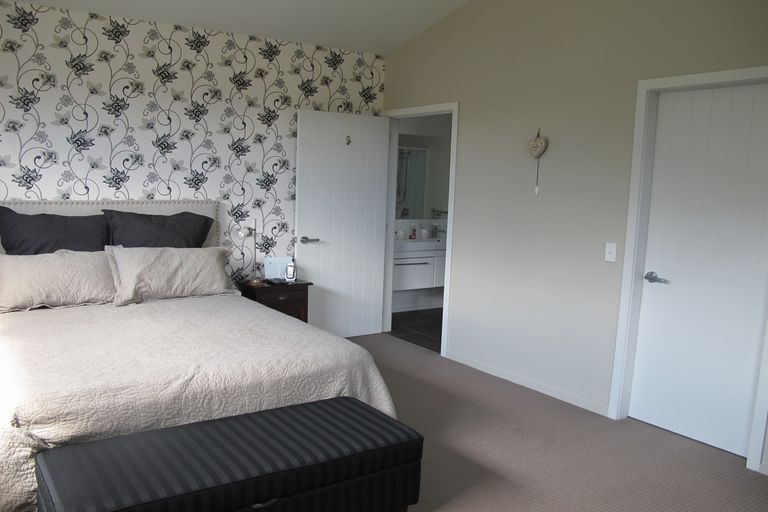 Photo of property in 73 Meddings Crescent, Te Awamutu, 3800