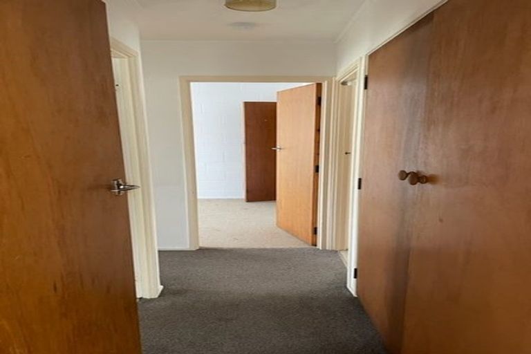 Photo of property in 3/48 Friedlanders Road, Manurewa, Auckland, 2102