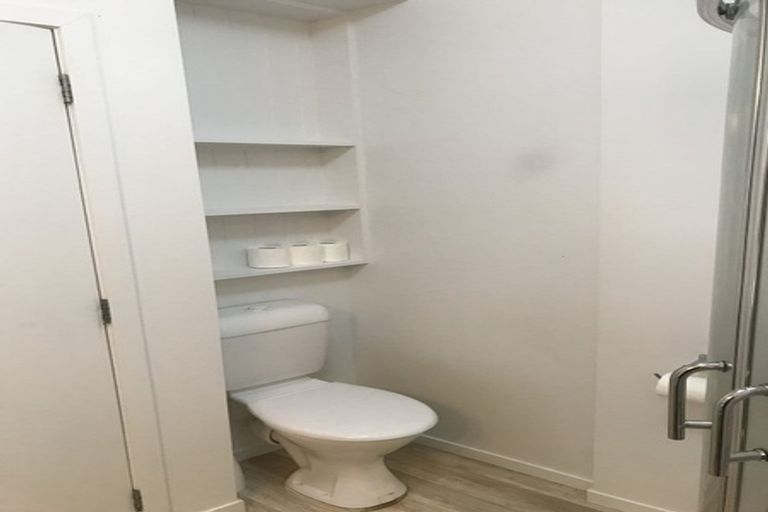 Photo of property in 32a Taylor Road, Mangere Bridge, Auckland, 2022