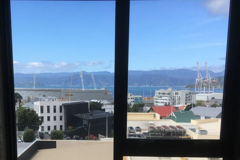 Photo of property in Frame Apartments, 404/111u Molesworth Street, Thorndon, Wellington, 6011