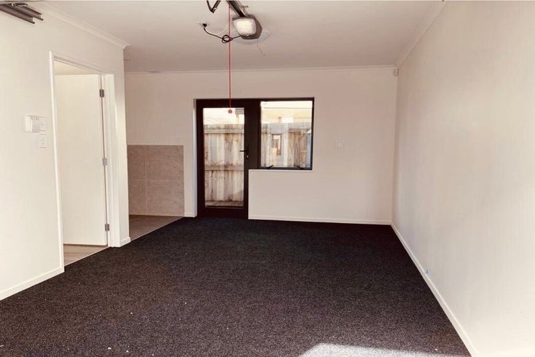 Photo of property in 29d Kenderdine Road, Papatoetoe, Auckland, 2025