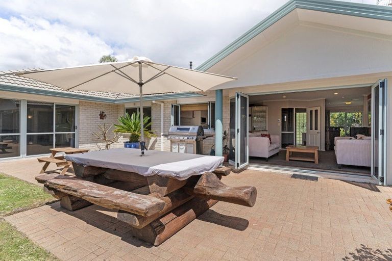 Photo of property in 38 Gardenia Drive, Mount Maunganui, 3116