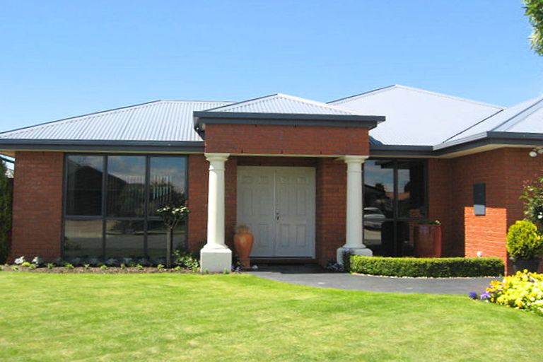 Photo of property in 5 Jasper Place, Northwood, Christchurch, 8051