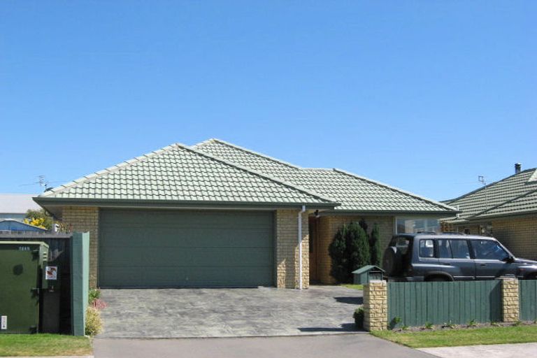Photo of property in 36 Dawson Douglas Place, Kaiapoi, 7630