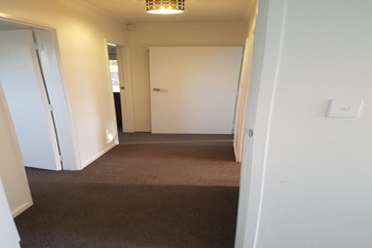Photo of property in 2/14 Bendale Place, Papatoetoe, Auckland, 2025