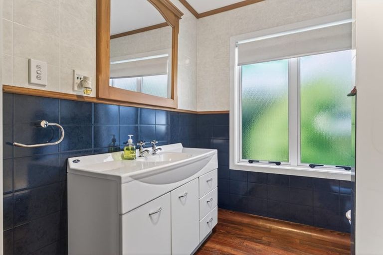 Photo of property in 7 Doctors Hill Road, Maungaturoto, 0520
