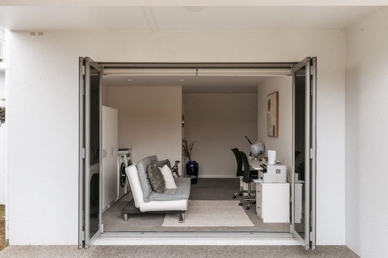 Photo of property in 15 Athelstan Way, Bethlehem, Tauranga, 3110