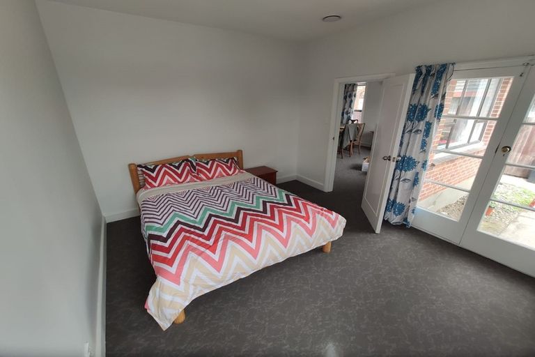 Photo of property in 15 Waimairi Road, Upper Riccarton, Christchurch, 8041