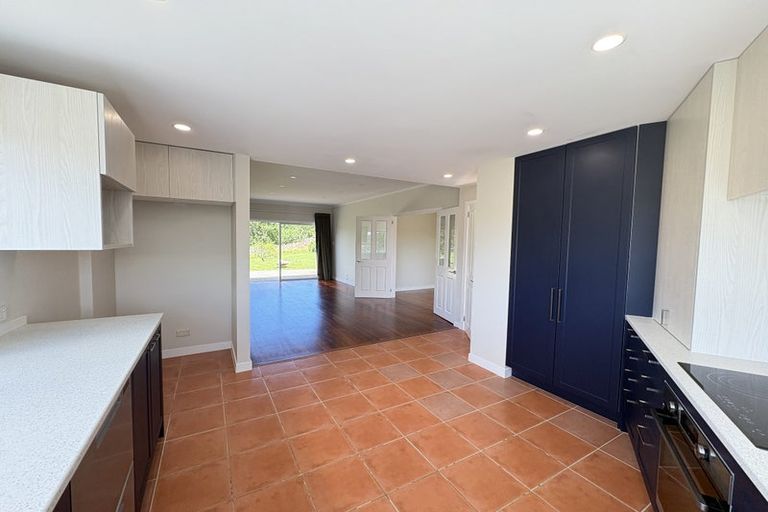 Photo of property in 619 State Highway 16, Kumeu, 0891
