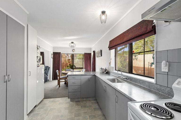 Photo of property in 7b Foster Street, Taita, Lower Hutt, 5011