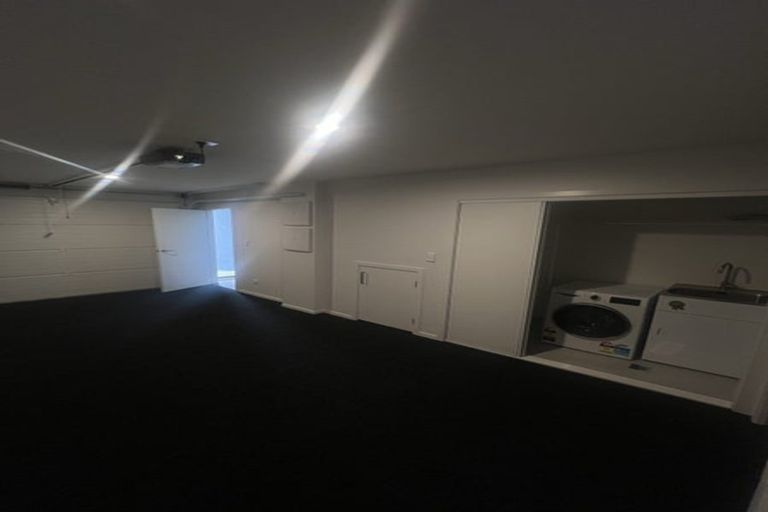 Photo of property in 14 Te Puketoka Lane, Mangere, 2022