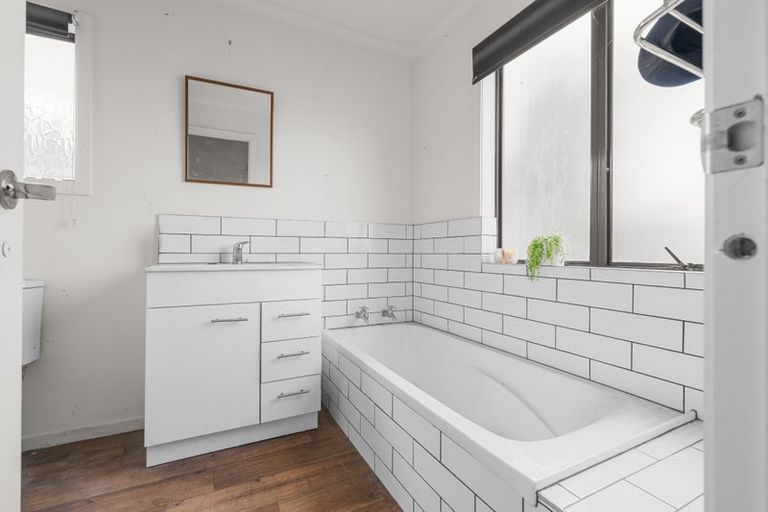 Photo of property in 57c Hartford Avenue, Papamoa Beach, Papamoa, 3118