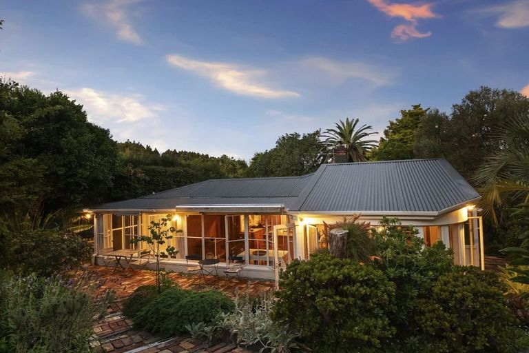 Photo of property in 773 South Titirangi Road, Titirangi, Auckland, 0604