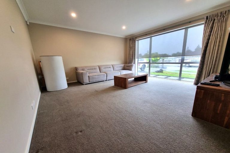 Photo of property in 11 Jezero Drive, Massey, Auckland, 0614