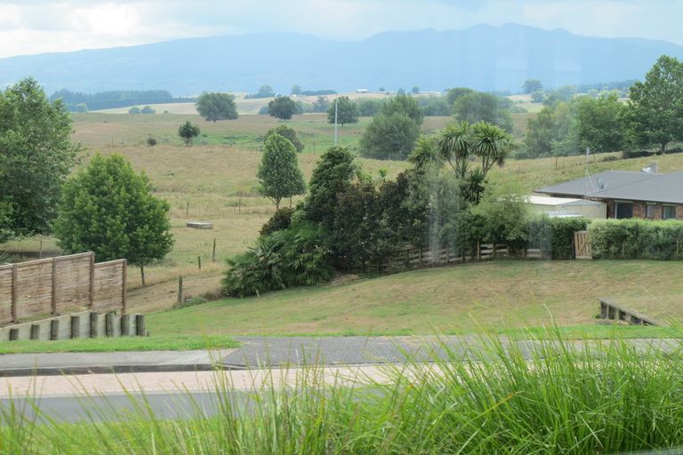 Photo of property in 73 Meddings Crescent, Te Awamutu, 3800