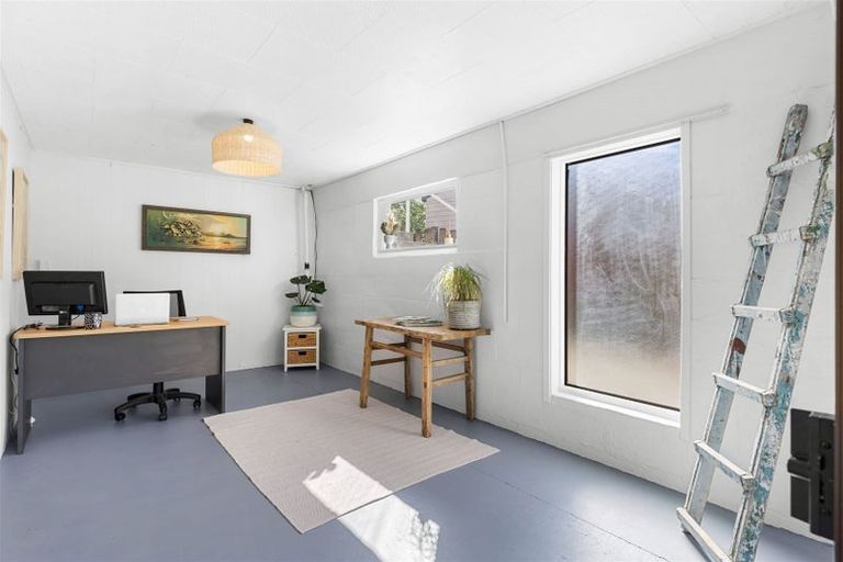 Photo of property in 19 Mcclintock Road, Massey, Auckland, 0614