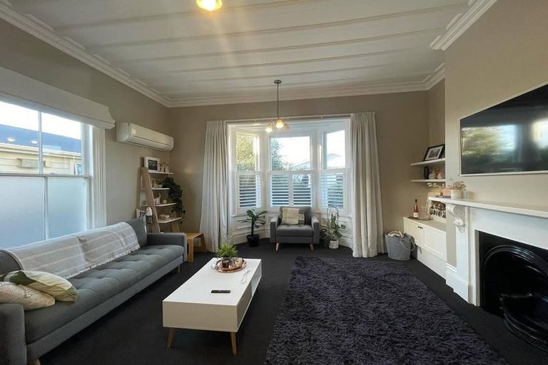 Photo of property in 19a Randwick Crescent, Moera, Lower Hutt, 5010