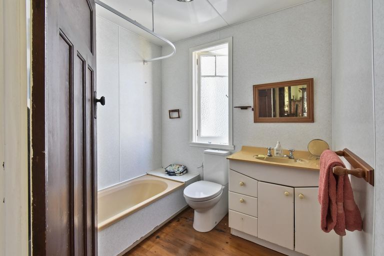 Photo of property in 108 Coronation Road, Papatoetoe, Auckland, 2025