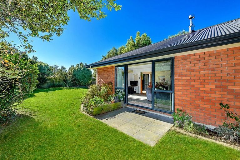 Photo of property in 9 School Lane, Kirwee, Darfield, 7571