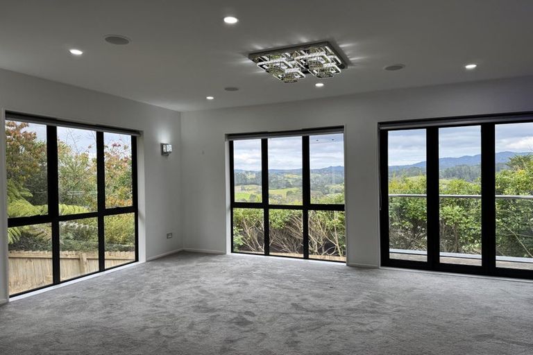 Photo of property in 276a Sturges Road, Henderson, Auckland, 0612