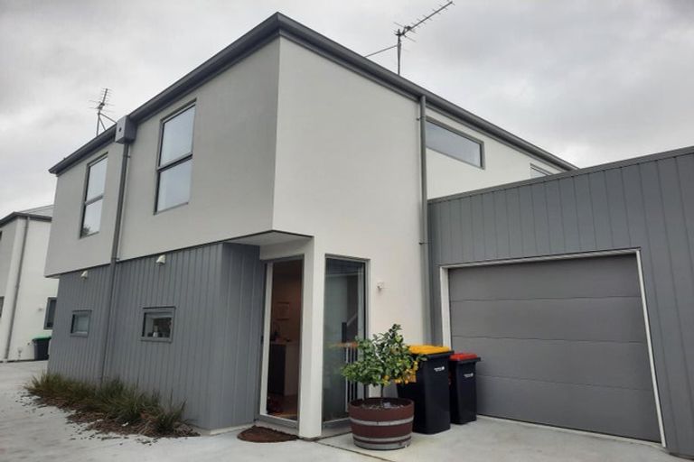 Photo of property in 2/65 Rahera Street, Spreydon, Christchurch, 8024