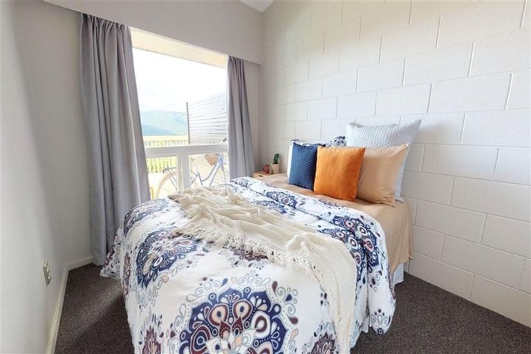 Photo of property in 32a Bedford Street, Northland, Wellington, 6012