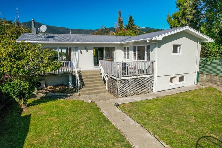 Photo of property in 12 Hilliard Street, Stoke, Nelson, 7011