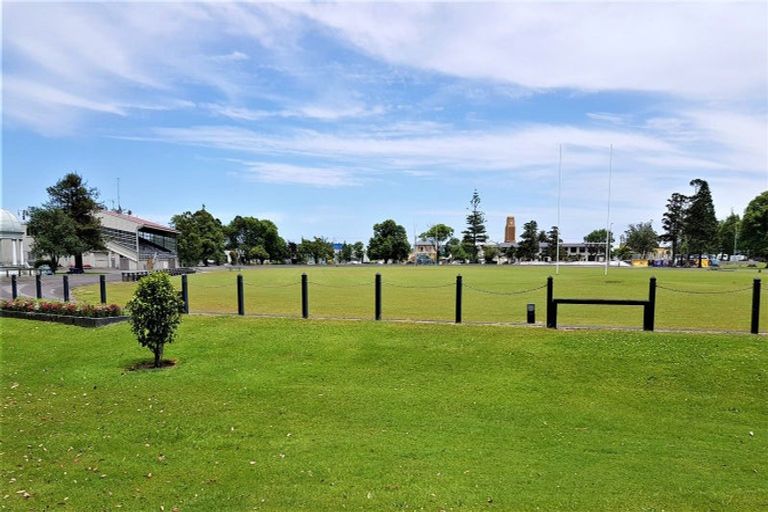 Photo of property in 75 Peel Street, Westport, 7825