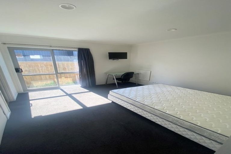 Photo of property in 54u2 May Street, Hamilton East, Hamilton, 3216