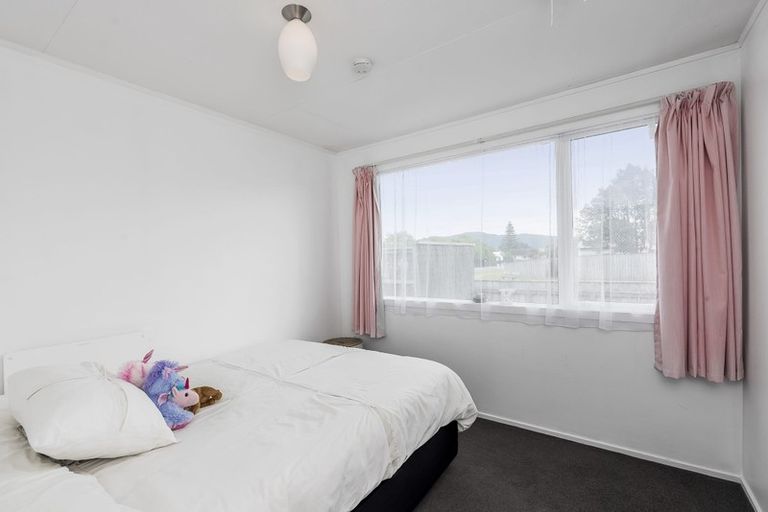 Photo of property in 57 Mazengarb Road, Paraparaumu Beach, Paraparaumu, 5032