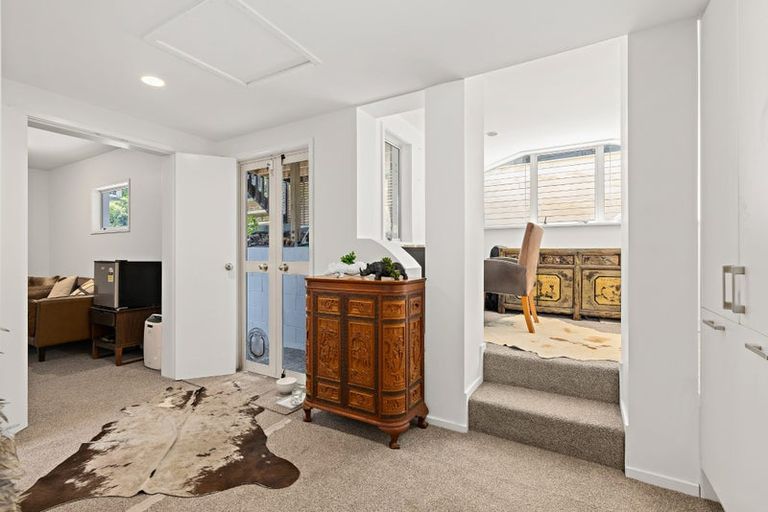 Photo of property in 1/35 Newhaven Terrace, Mairangi Bay, Auckland, 0630