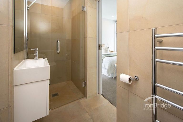 Photo of property in 2/22 Esplanade, Sumner, Christchurch, 8081