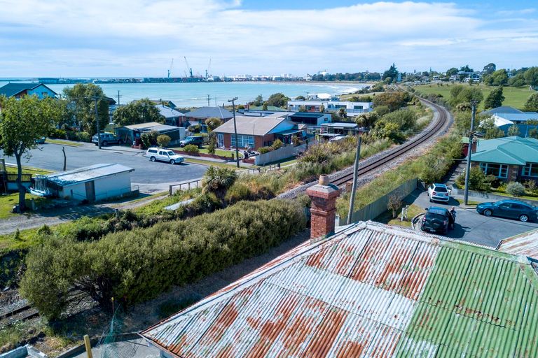 Photo of property in 12 Belfield Street, Waimataitai, Timaru, 7910