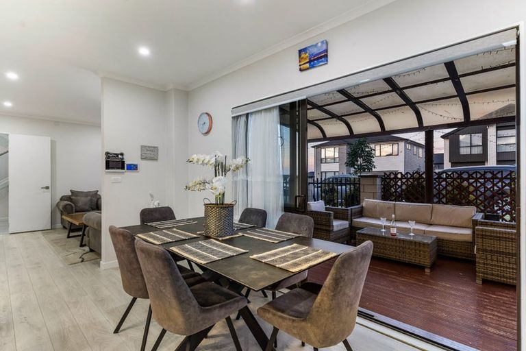 Photo of property in 76 Drumbuoy Drive, Flat Bush, Auckland, 2019