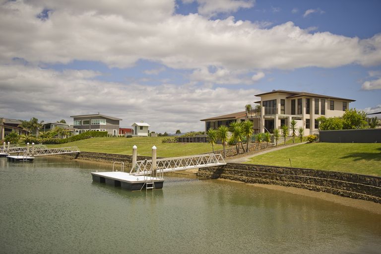 Photo of property in 10 Hei Esplanade, Whitianga, 3510