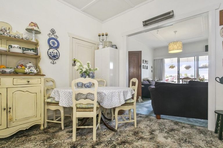 Photo of property in 1/28 Kihikihi Road, Te Awamutu, 3800