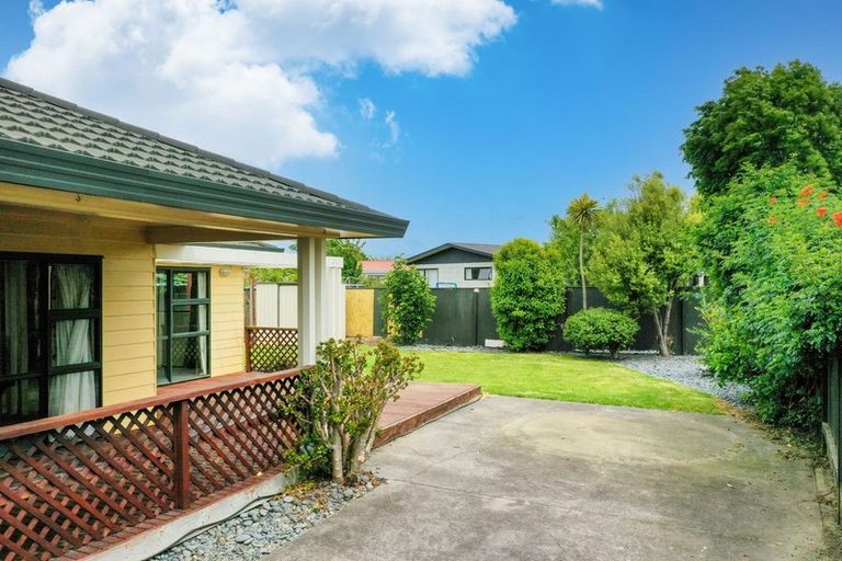 Photo of property in 7 Edgewater Grove, Whakatane, 3120