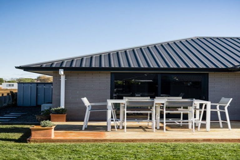 Photo of property in 54 Norfolk Drive, Cambridge, 3434