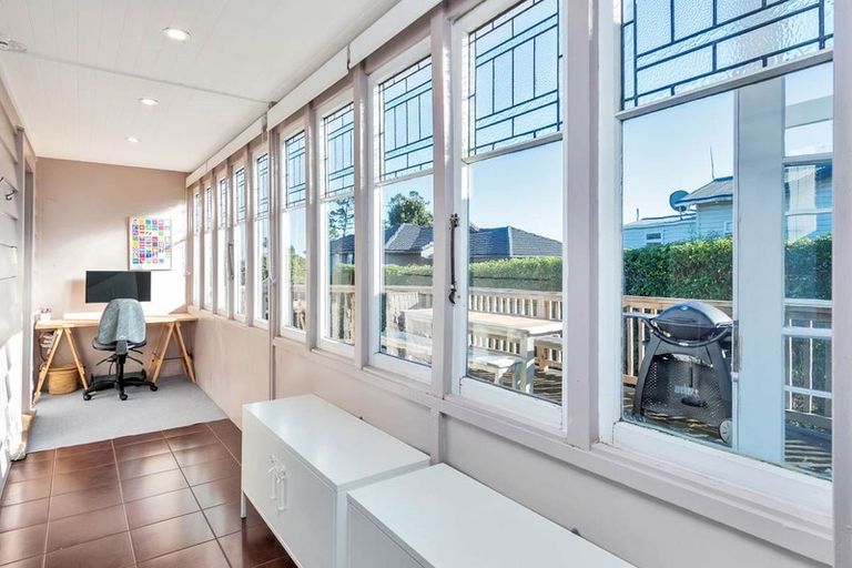 Photo of property in 68 Prospect Terrace, Pukekohe, 2120