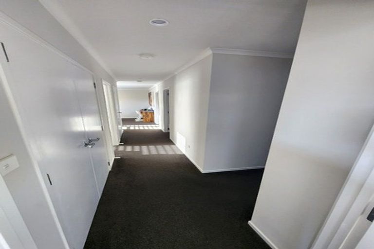 Photo of property in 15 Harding Drive, Papamoa Beach, Papamoa, 3118