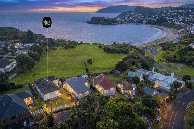 Photo of property in 62 Tireti Road, Titahi Bay, Porirua, 5022