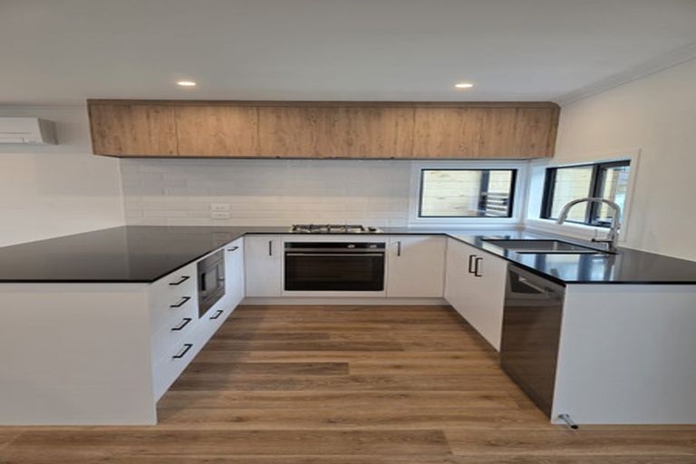 Photo of property in 3 Joseph Bolton Crescent, Trentham, Upper Hutt, 5018