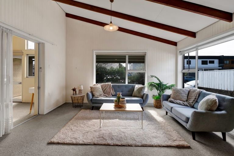 Photo of property in 23a Fulford Street, New Plymouth, 4310