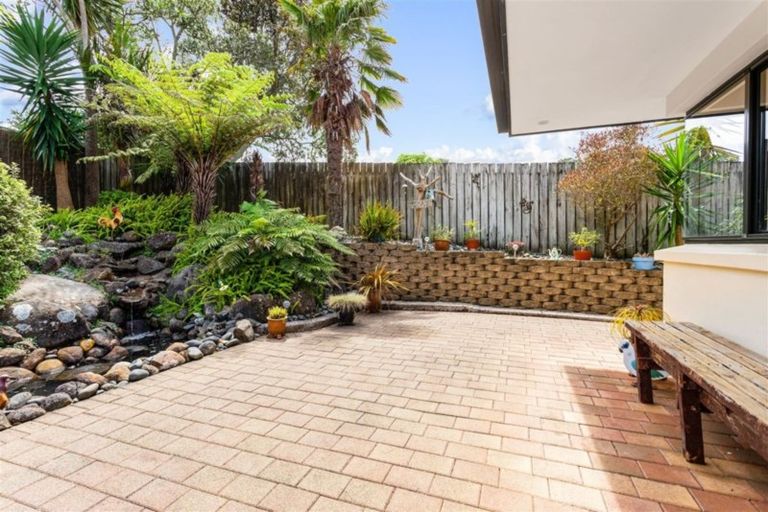 Photo of property in 24 Makiri Street, Helensville, 0800