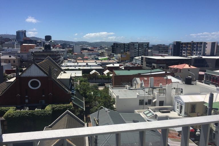 Photo of property in Qba Apartments, 4r/51 Webb Street, Mount Cook, Wellington, 6011