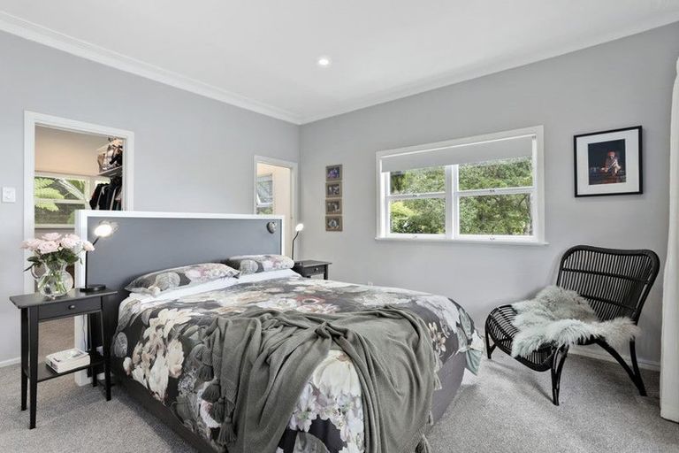 Photo of property in 16 Selwyn Avenue, Glen Eden, Auckland, 0602