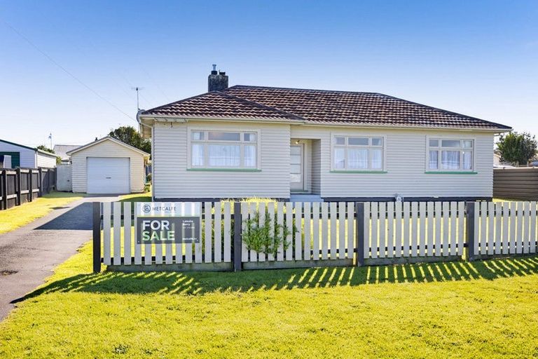 Photo of property in 51 Terou Street, Manaia, 4612